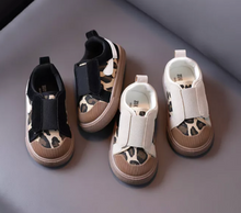 Load image into Gallery viewer, KIDS CUSTOM PATCH SNEAKERS- Black leopard canvas